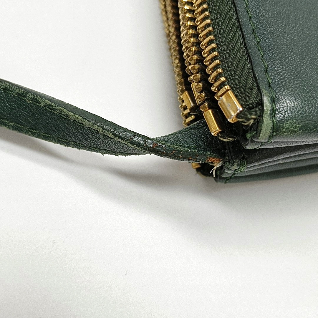 Authenticated pre-owned  TRIO Small Lambskin Green - Shoulder Bag at Looply