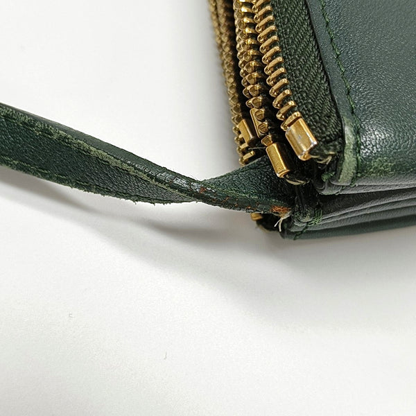 Authenticated pre-owned  TRIO Small Lambskin Green - Shoulder Bag at Looply
