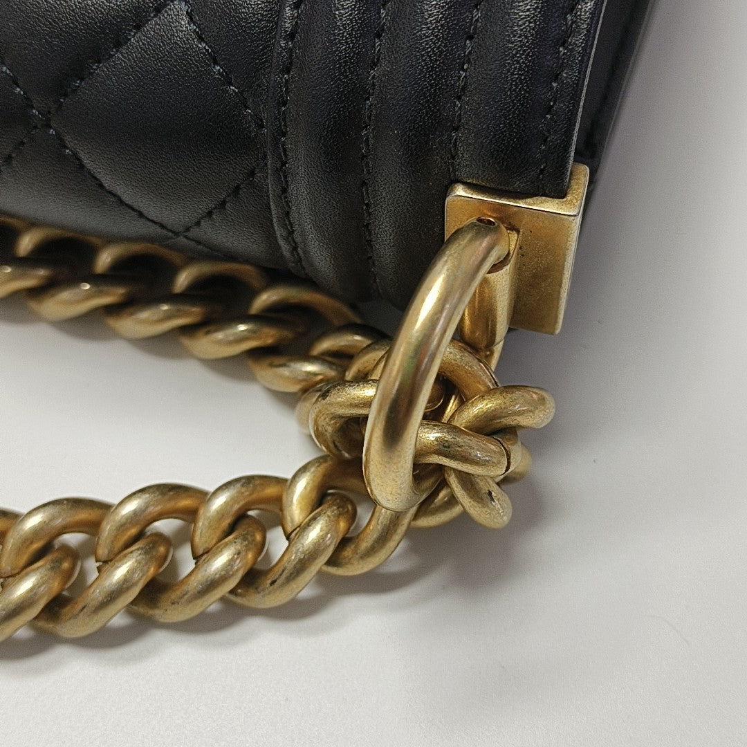 BOY CHANEL Medium Quilted Calfskin Black