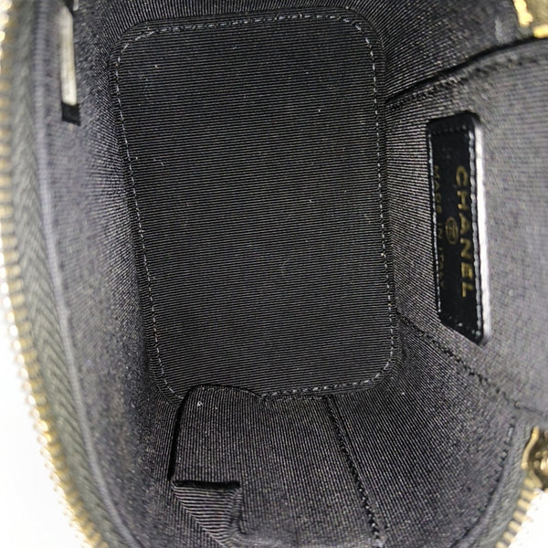 VANITY CASE Mini Quilted Lambskin Black