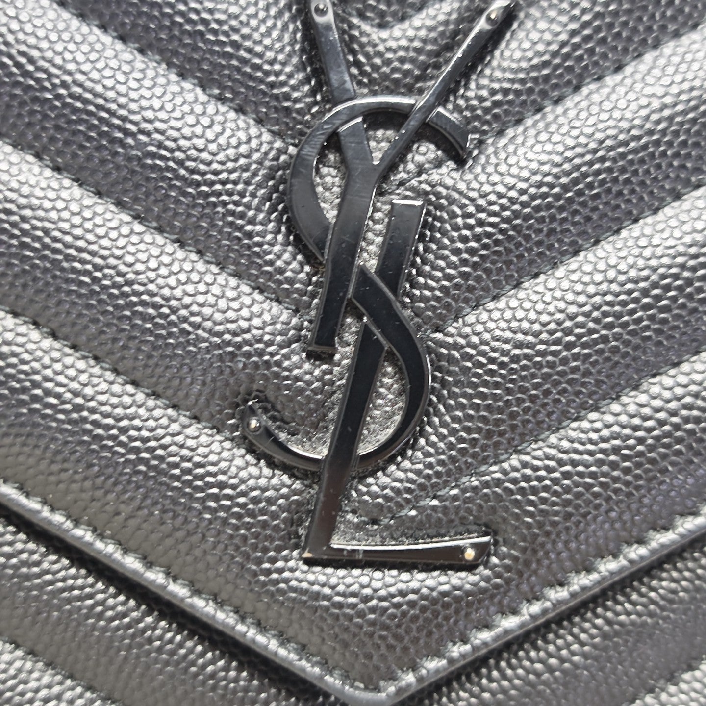 MONOGRAM Medium Chevron Calfskin Black
