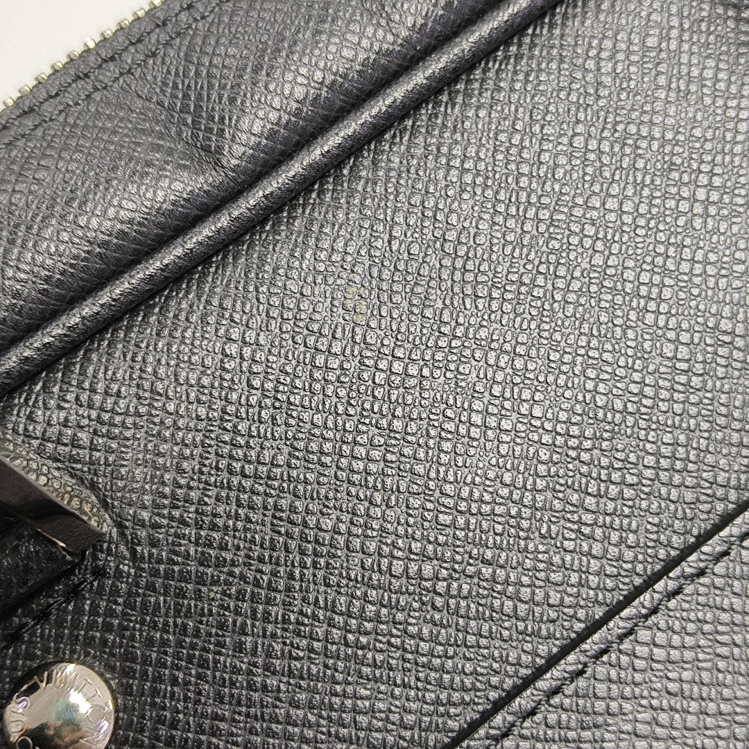 IGOR Calfskin Black