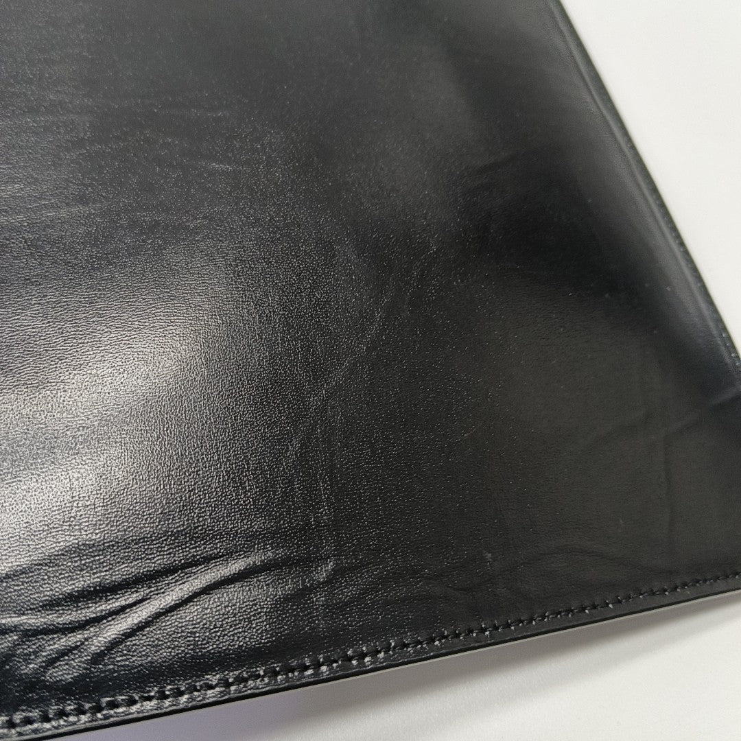 Calfskin Clutch Medium Black