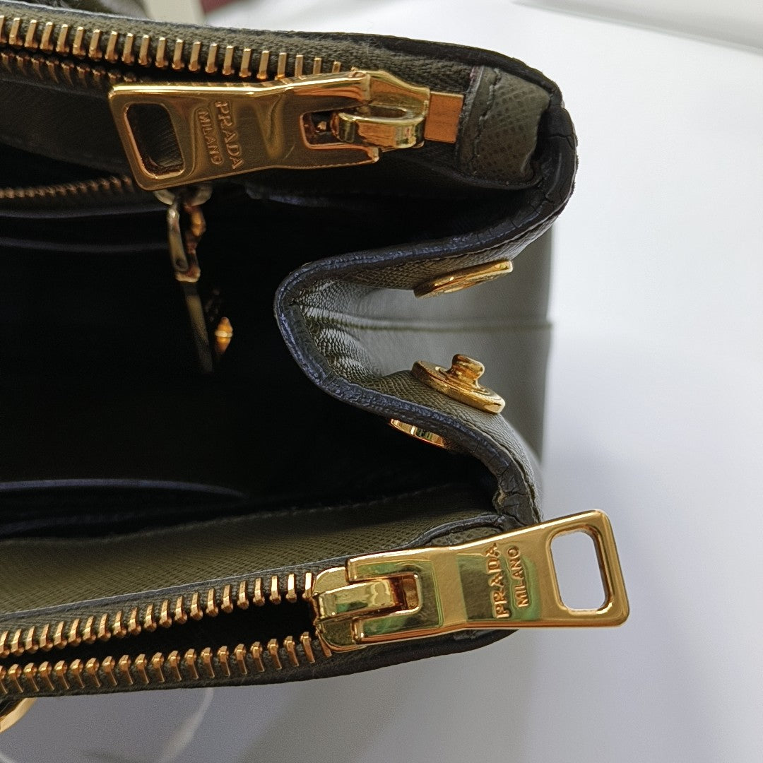 Galleria Extra Large Saffiano Calfskin Green