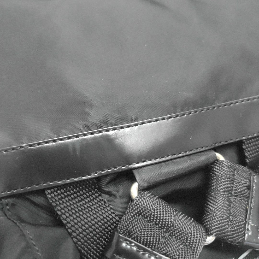 Vela Small Nylon Black