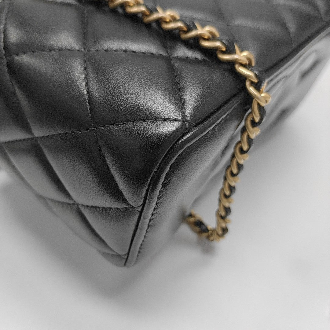 24A Quilted Lambskin Black