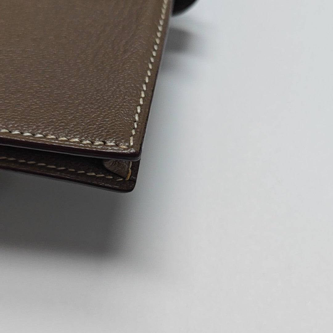 Bearn Medium Chèvre Mysore Gray Wallet