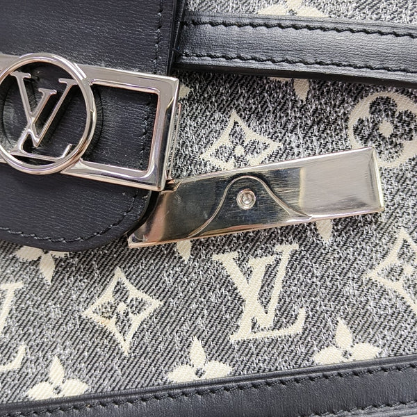 DAUPHINE MM Monogram Fabric Gray