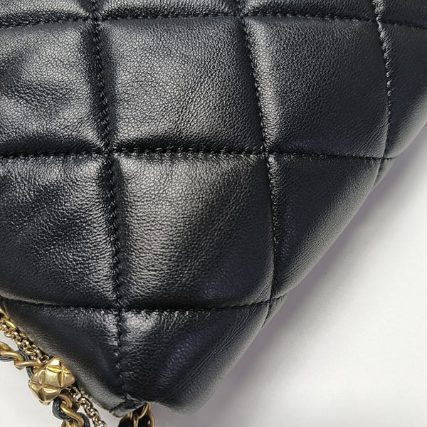 Quilted Lambskin Shoulder Bag Black