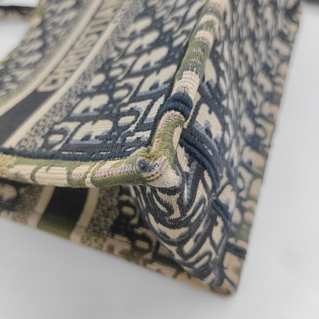 Book Tote Small Oblique Canvas Blue