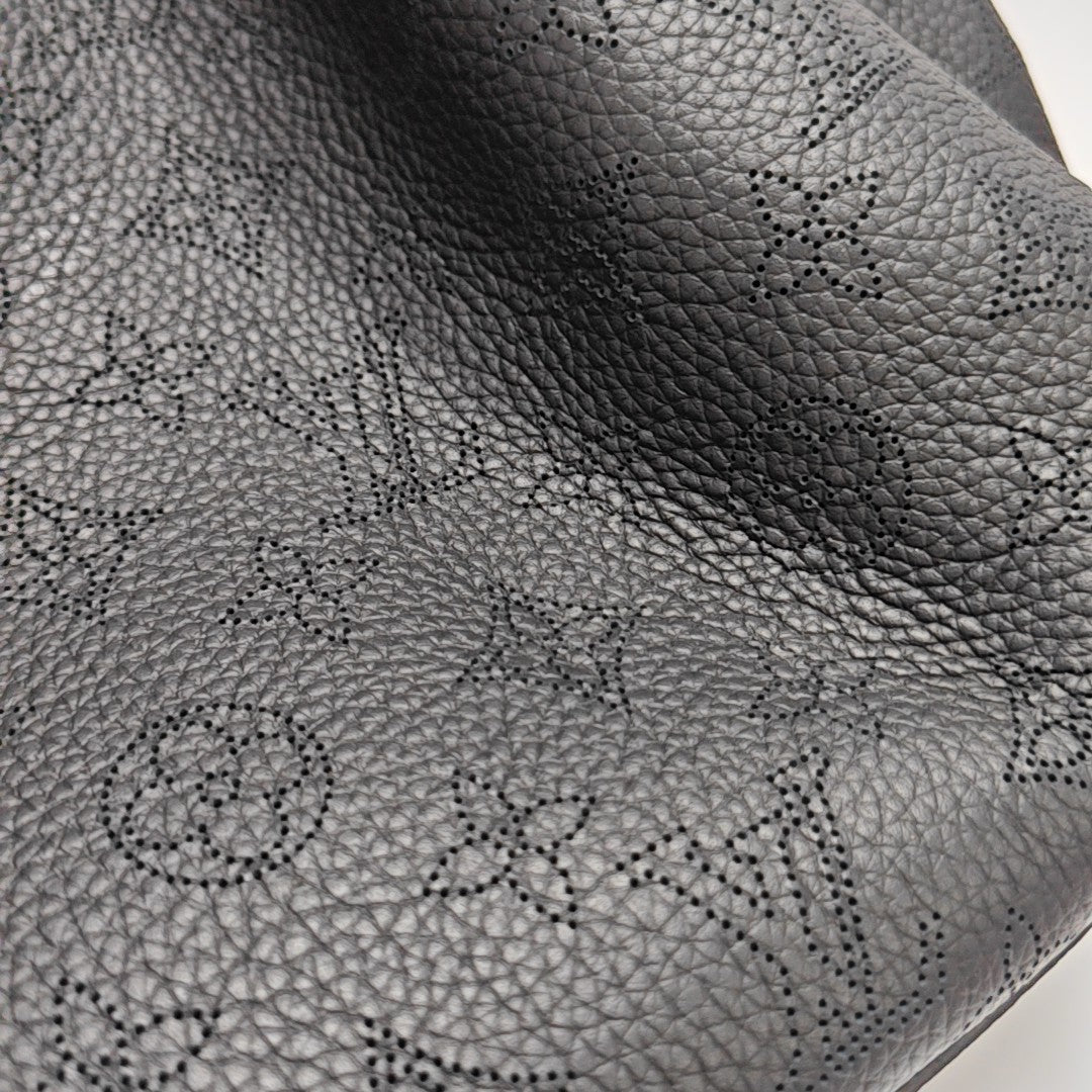 BELLA TOTE Calfskin Black