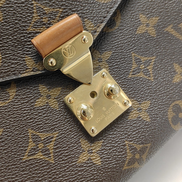 MÉTIS MM Monogram Coated Canvas Brown