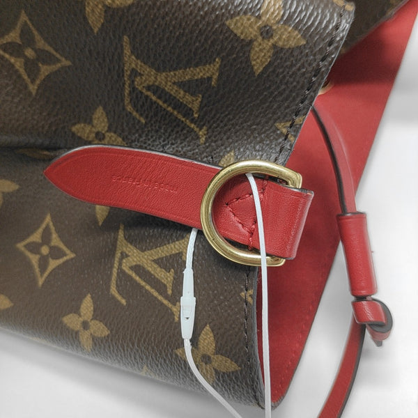 NÉONOÉ MM Monogram Coated Canvas Brown