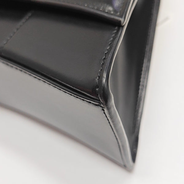 Hourglass Small Calfskin Black