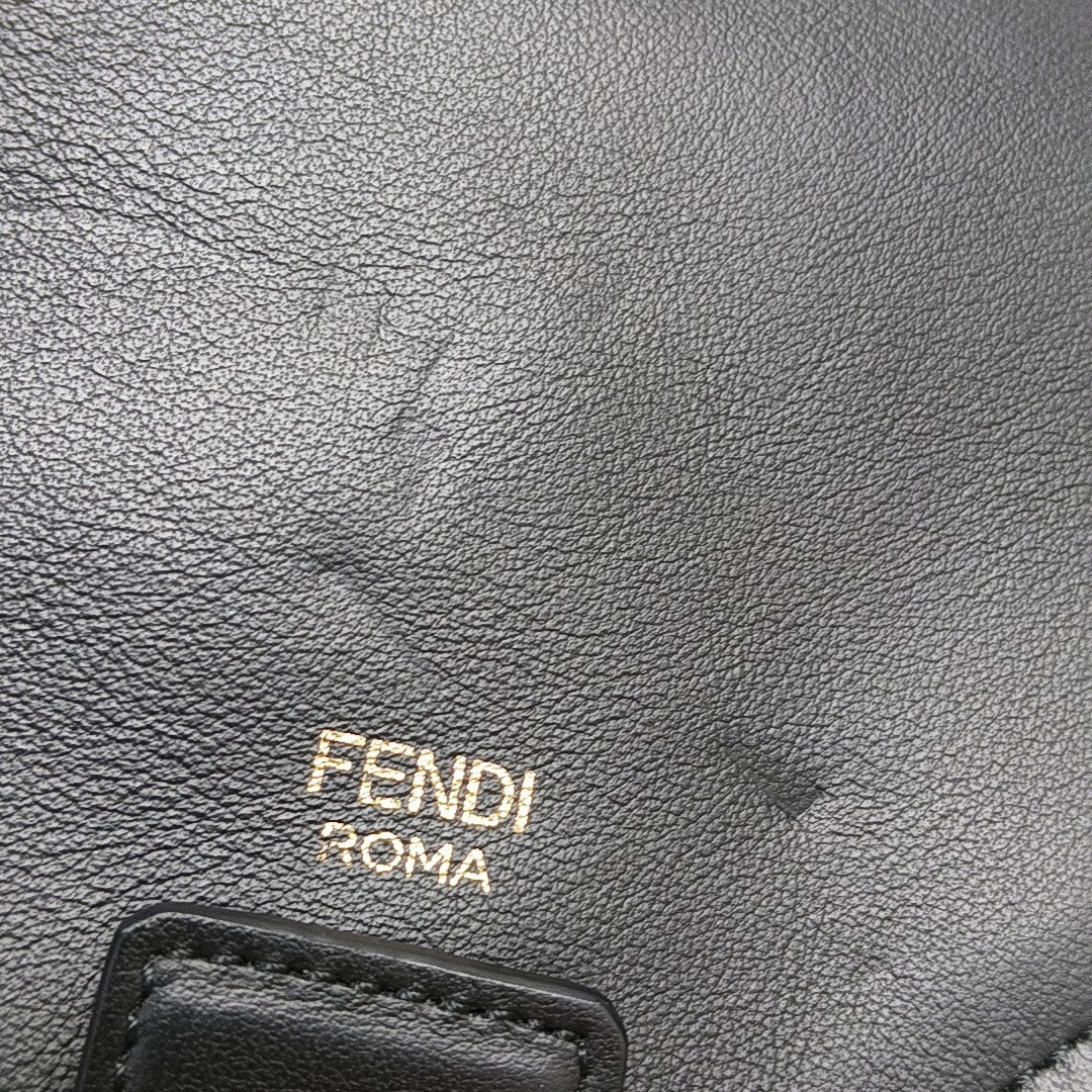 Kan U Calfskin Black