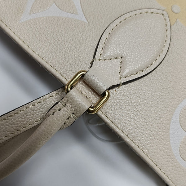 ONTHEGO MM Monogram Calfskin Beige