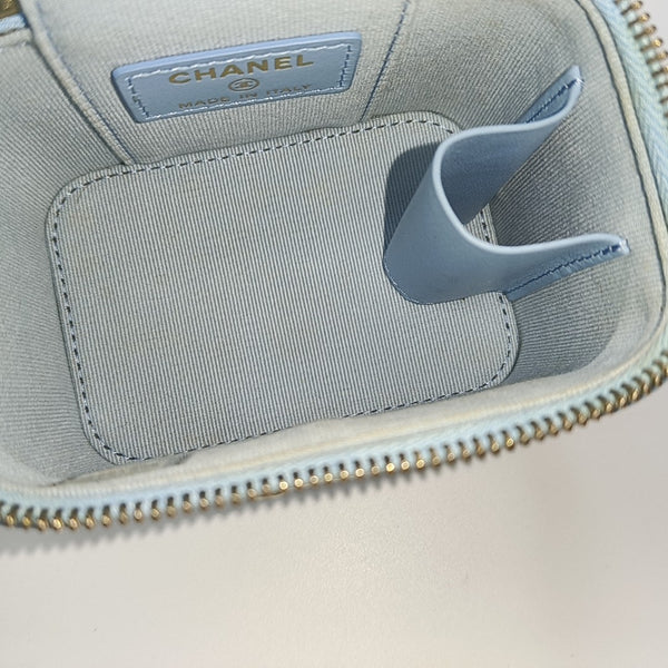 VANITY CASE Small Quilted Lambskin Blue