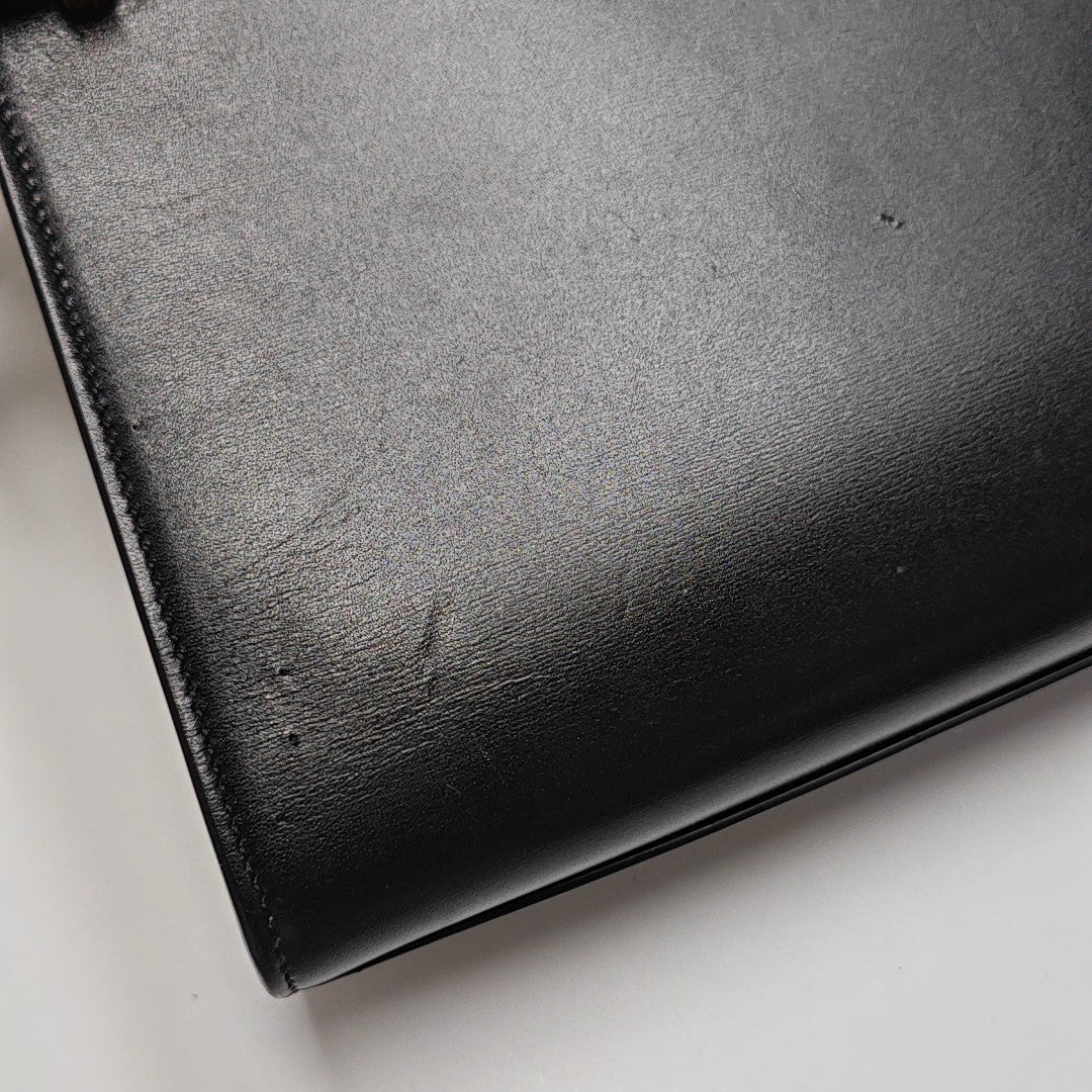 MANHATTAN Medium Calfskin Black