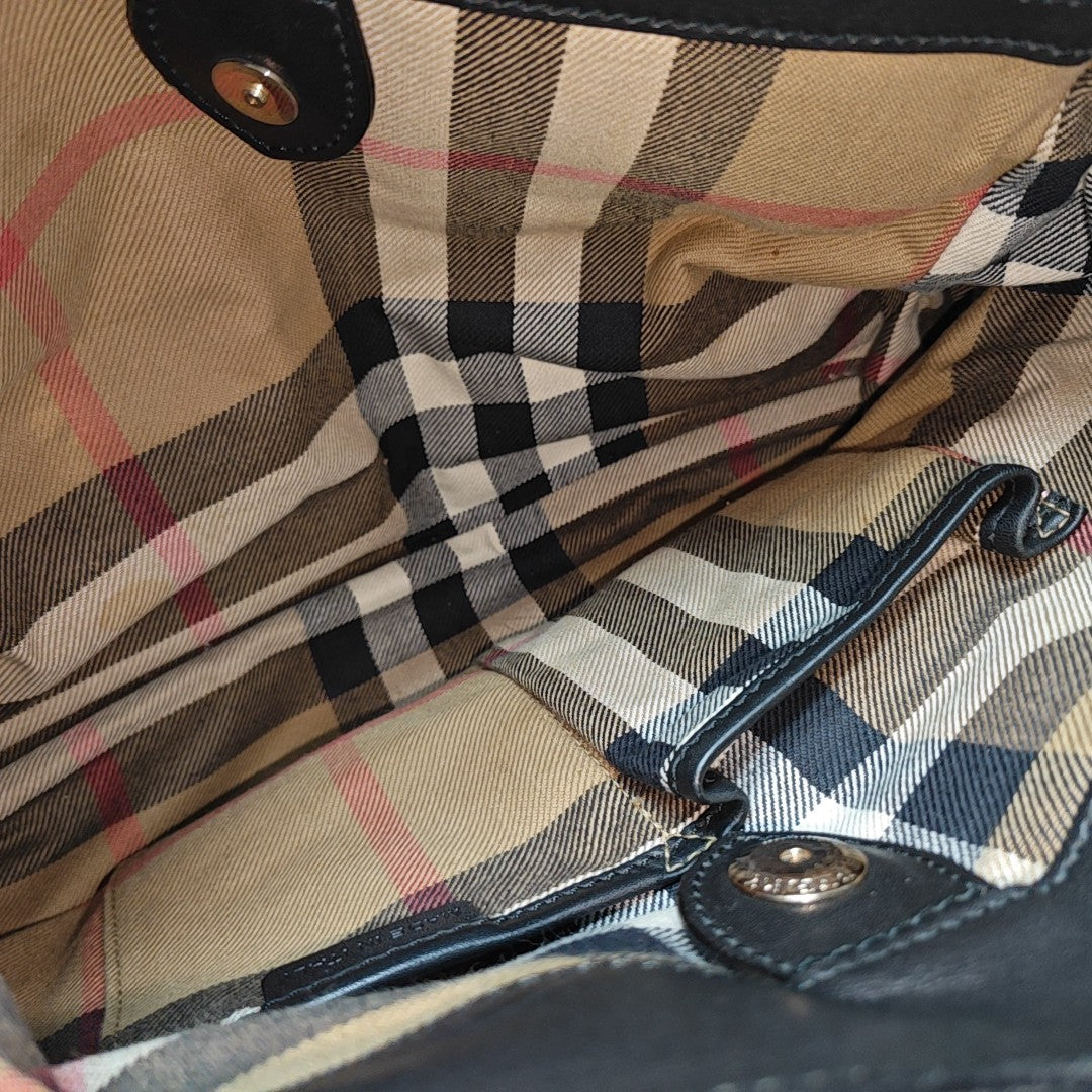 The Banner Medium Calfskin Black
