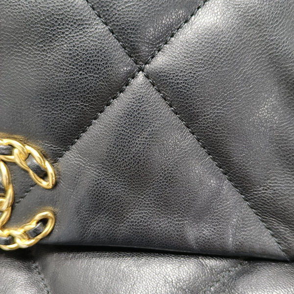 CHANEL 19 Small Quilted Lambskin Black