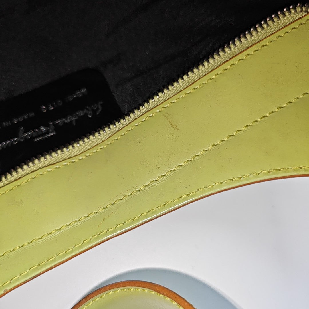 Clasp Hobo Calfskin Green
