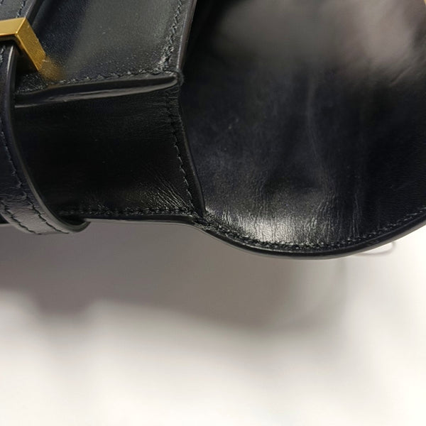 Authenticated pre-owned  MANHATTAN Mini Calfskin Black - Shoulder Bag at Looply