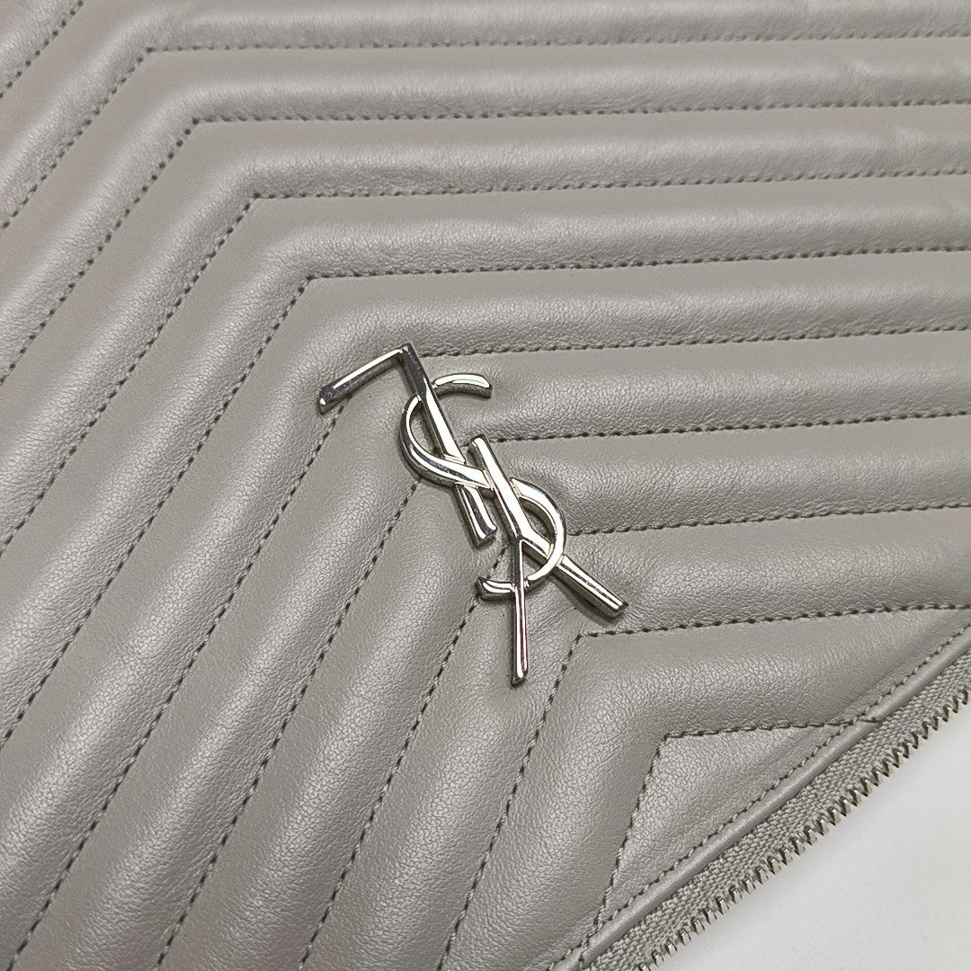 MATELASSE Chevron Calfskin Gray