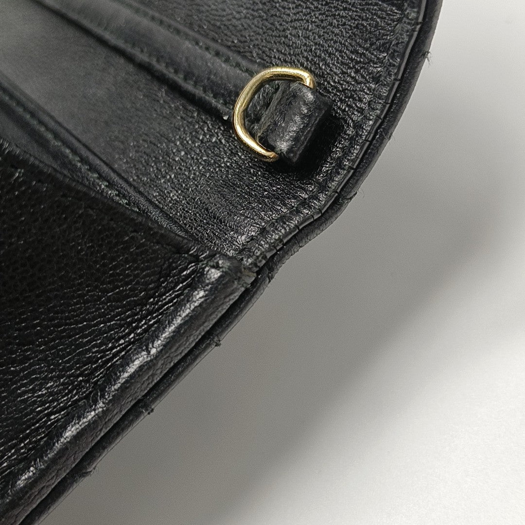 Cartera Miss Dior de piel de becerro acolchada negra