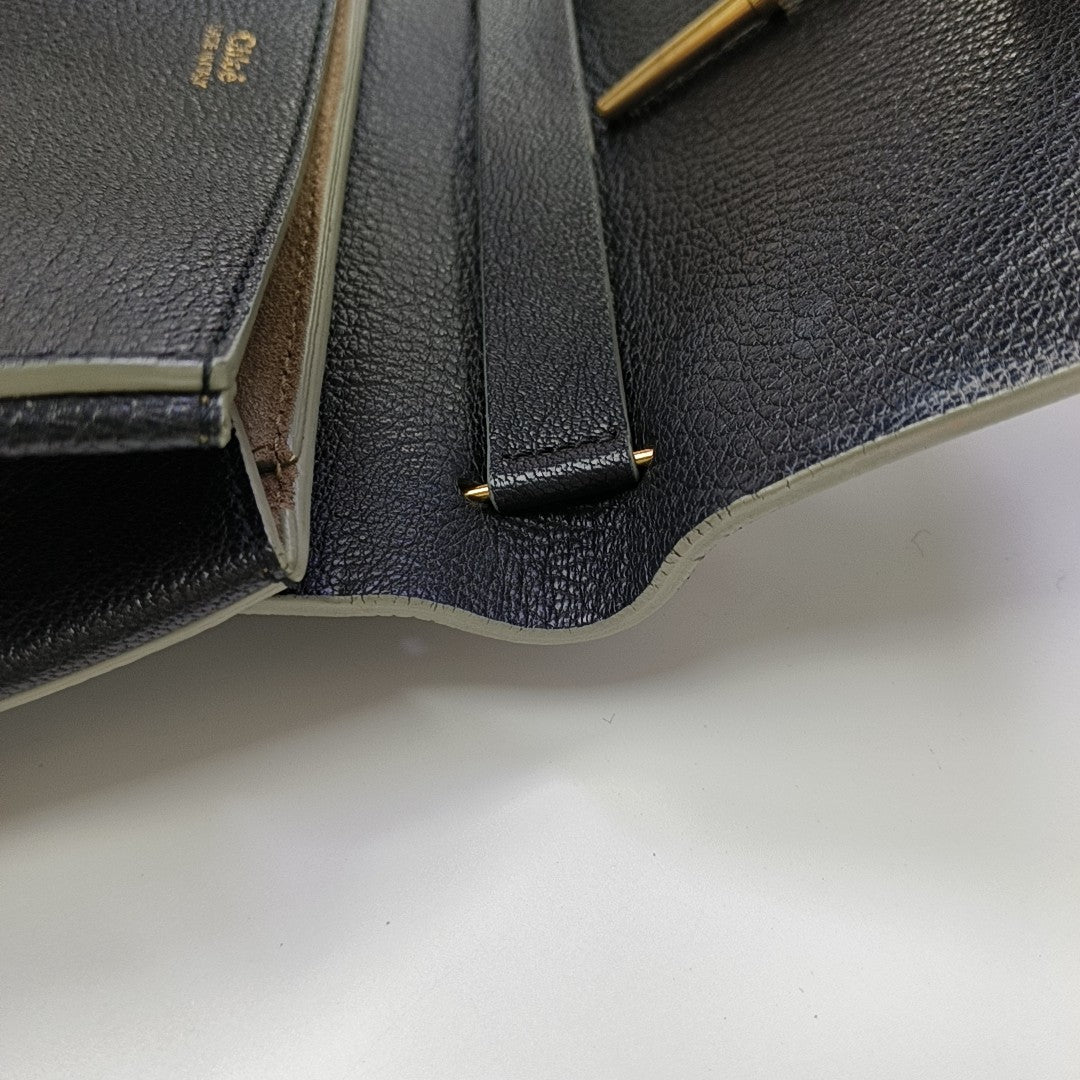Drew Medium Calfskin Black