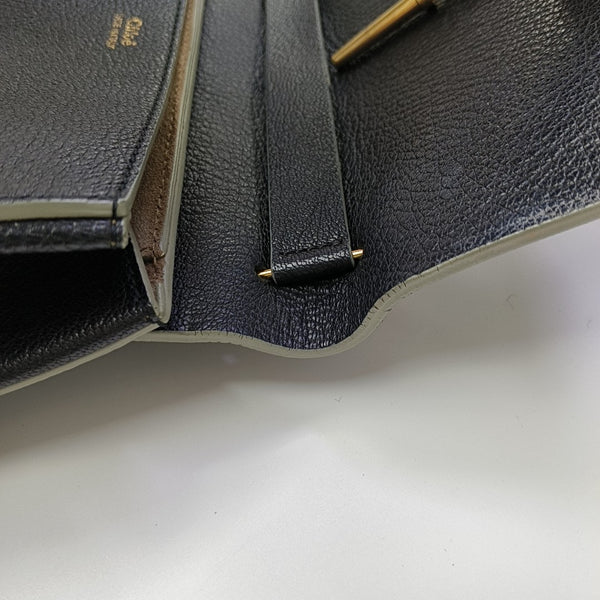 Drew Medium Calfskin Black
