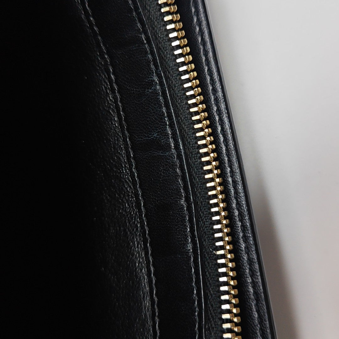 MONOGRAM Medium Calfskin Black