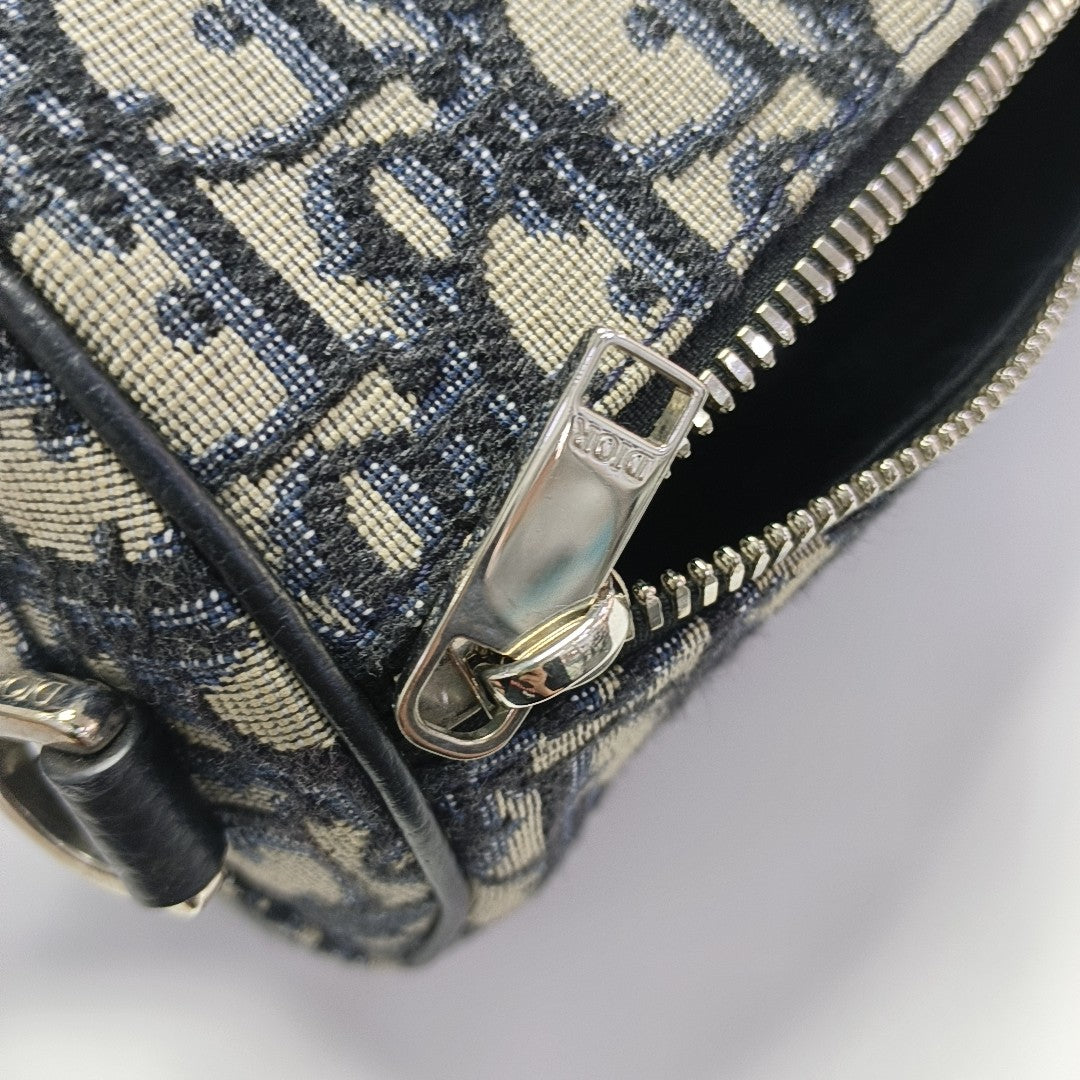 Travel Kit Oblique Canvas Blue