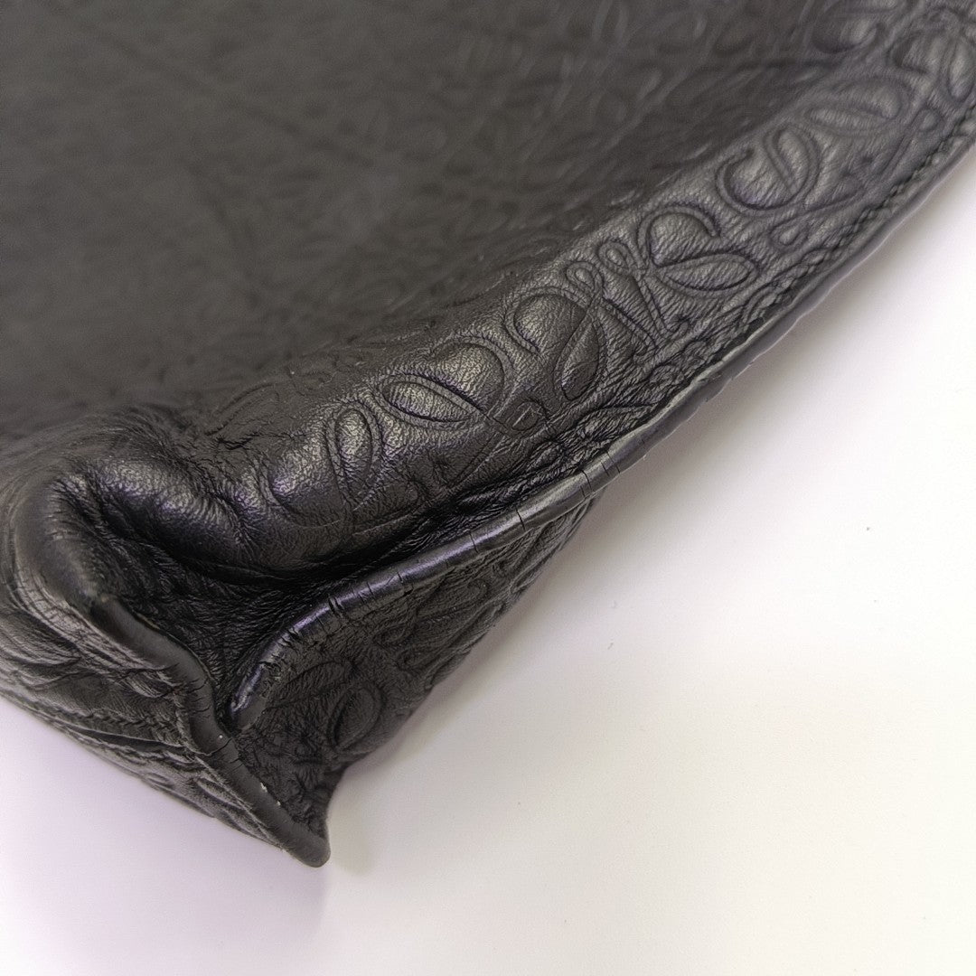T Pouch Monogram Calfskin Black