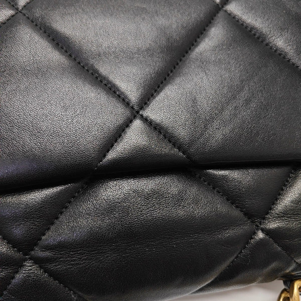 CHANEL 19 Small Quilted Lambskin Black