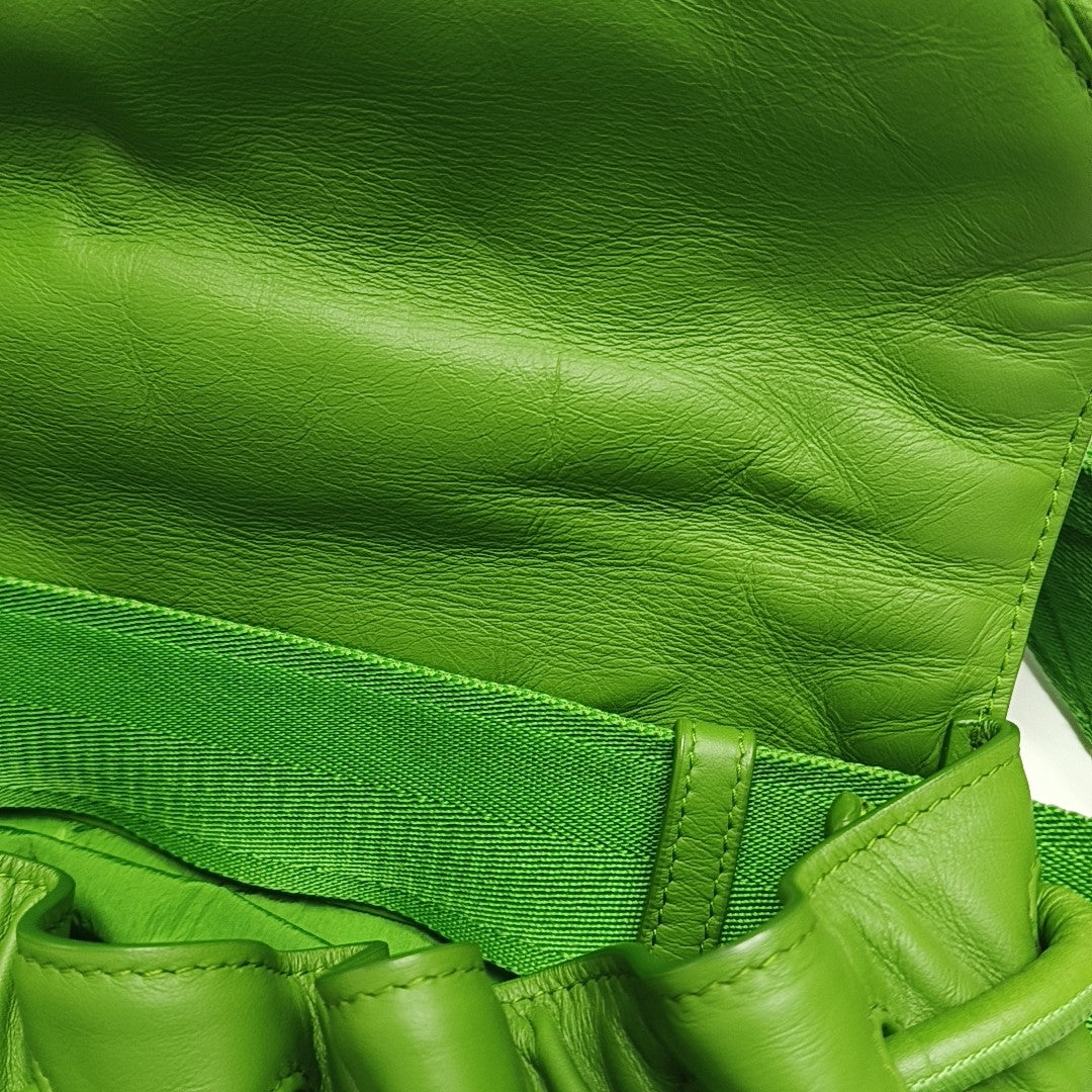 Beak Calfskin Green