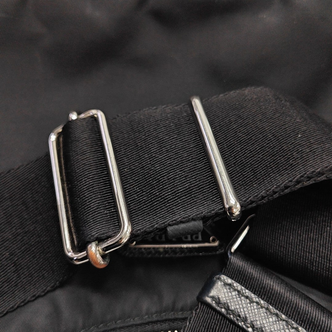 Re-Edition2005 Nylon Black