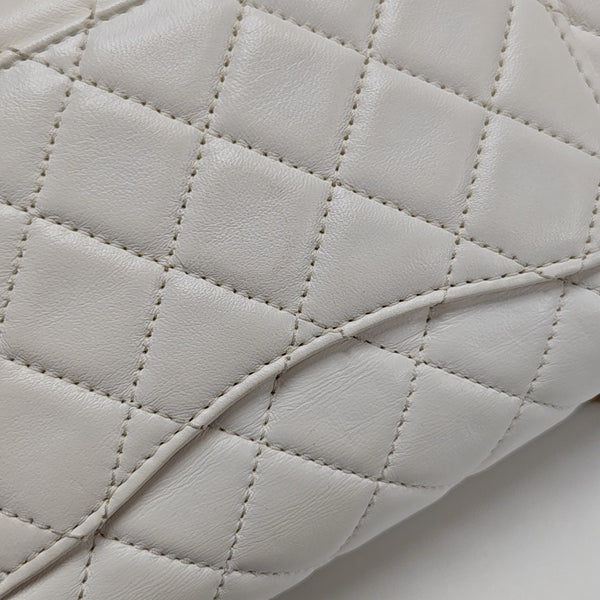 CLASSIC FLAP Mini Quilted Lambskin White