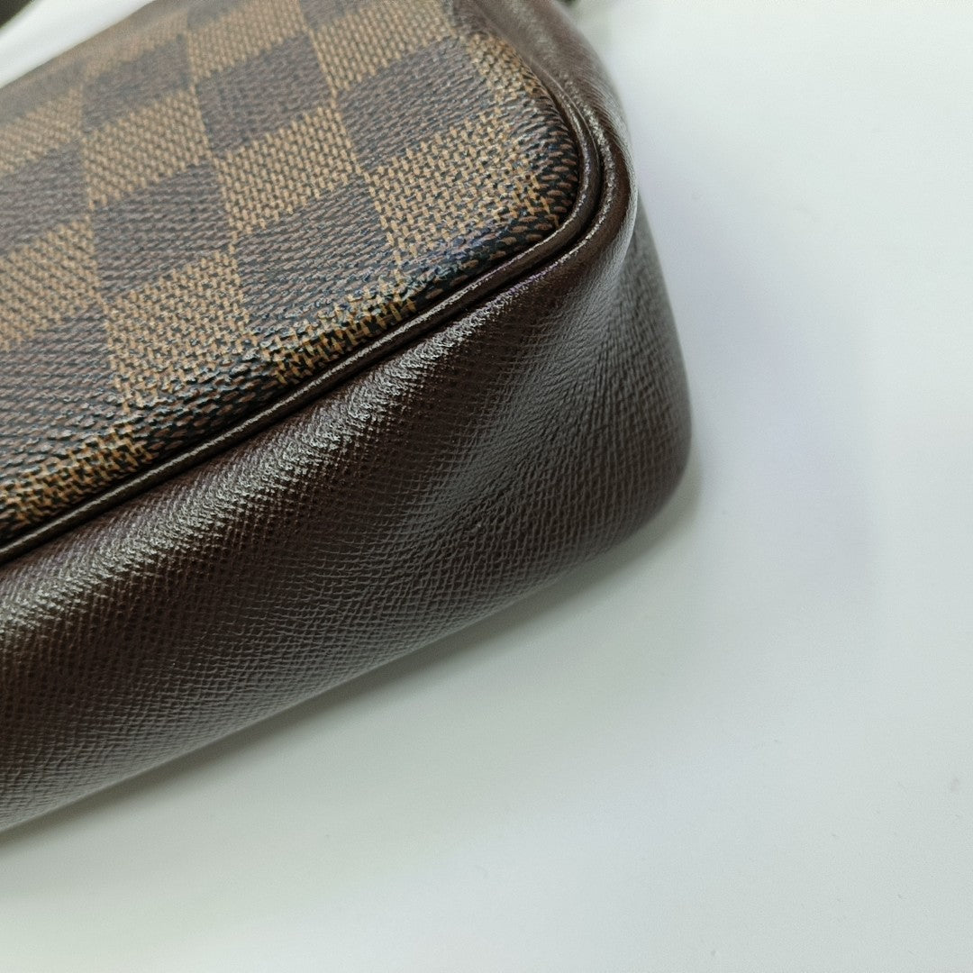 TROUSSE MAKE UP Damier Ebene Coated Canvas Brown