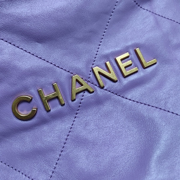 CHANEL 22 Medium Quilted Calfskin Purple