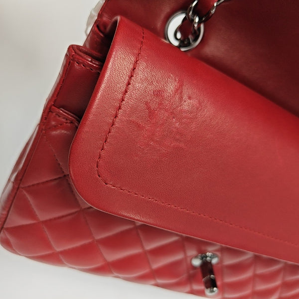 CLASSIC FLAP Medium Quilted Lambskin Red