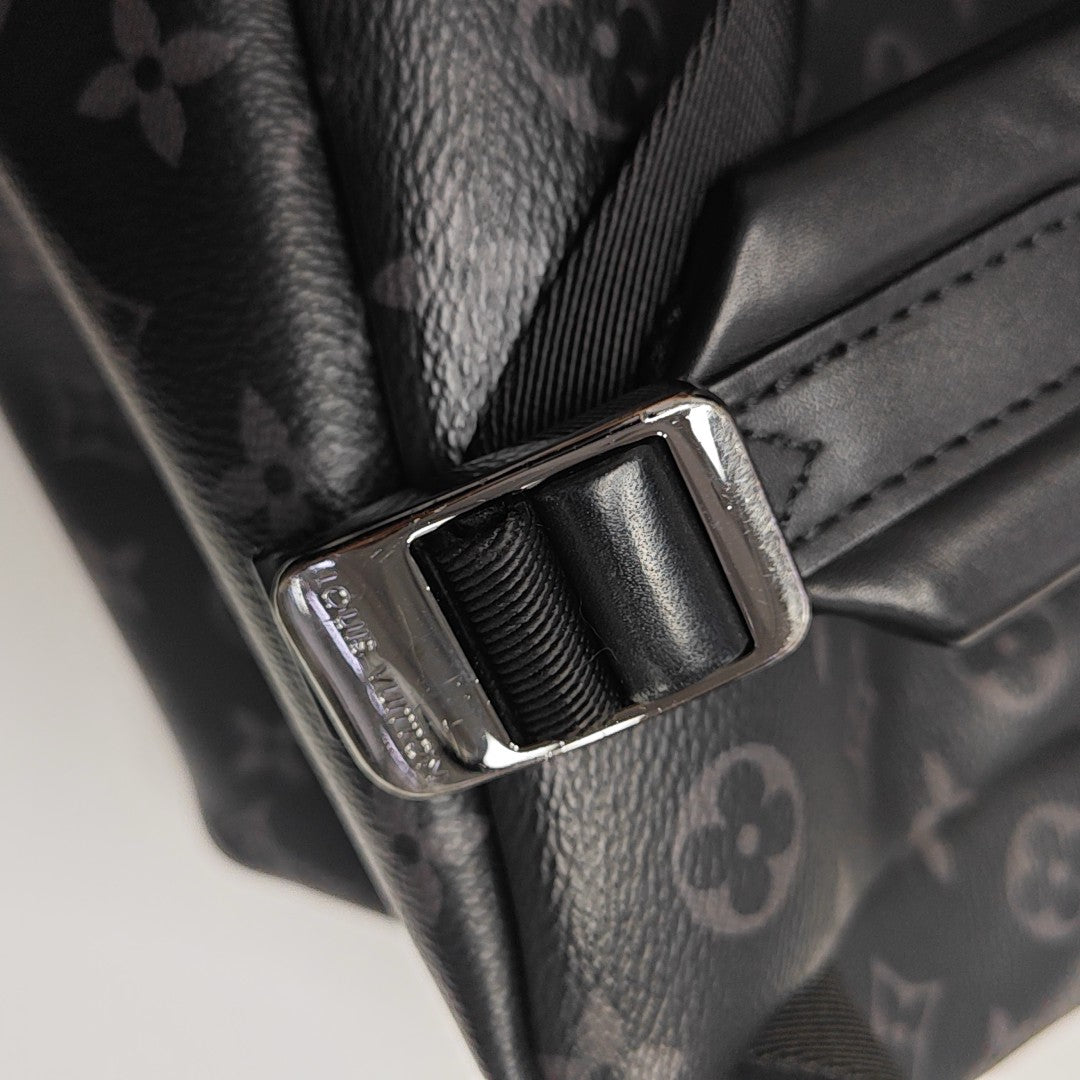DISCOVERY PM Monogram Coated Canvas Black