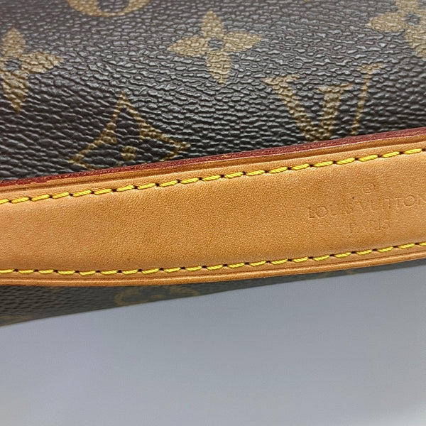 MÉTIS MM Monogram Coated Canvas Brown