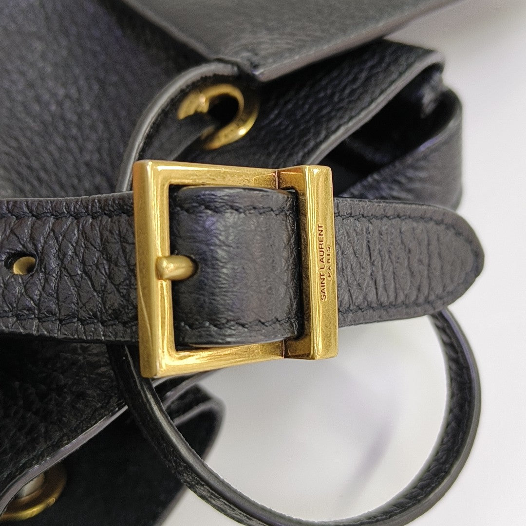 PARIS Small Leather Black