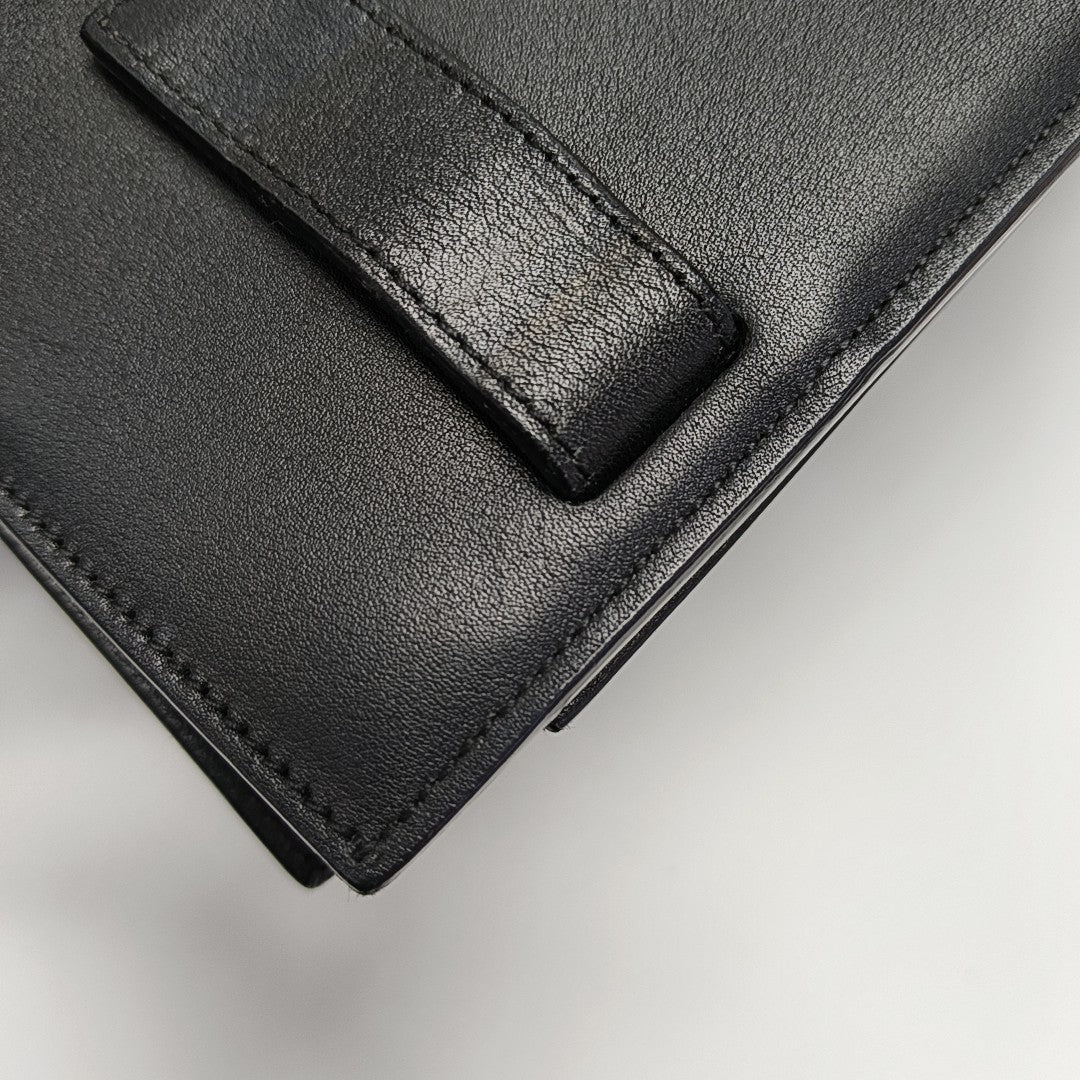 SAC DE JOUR Small Calfskin Black