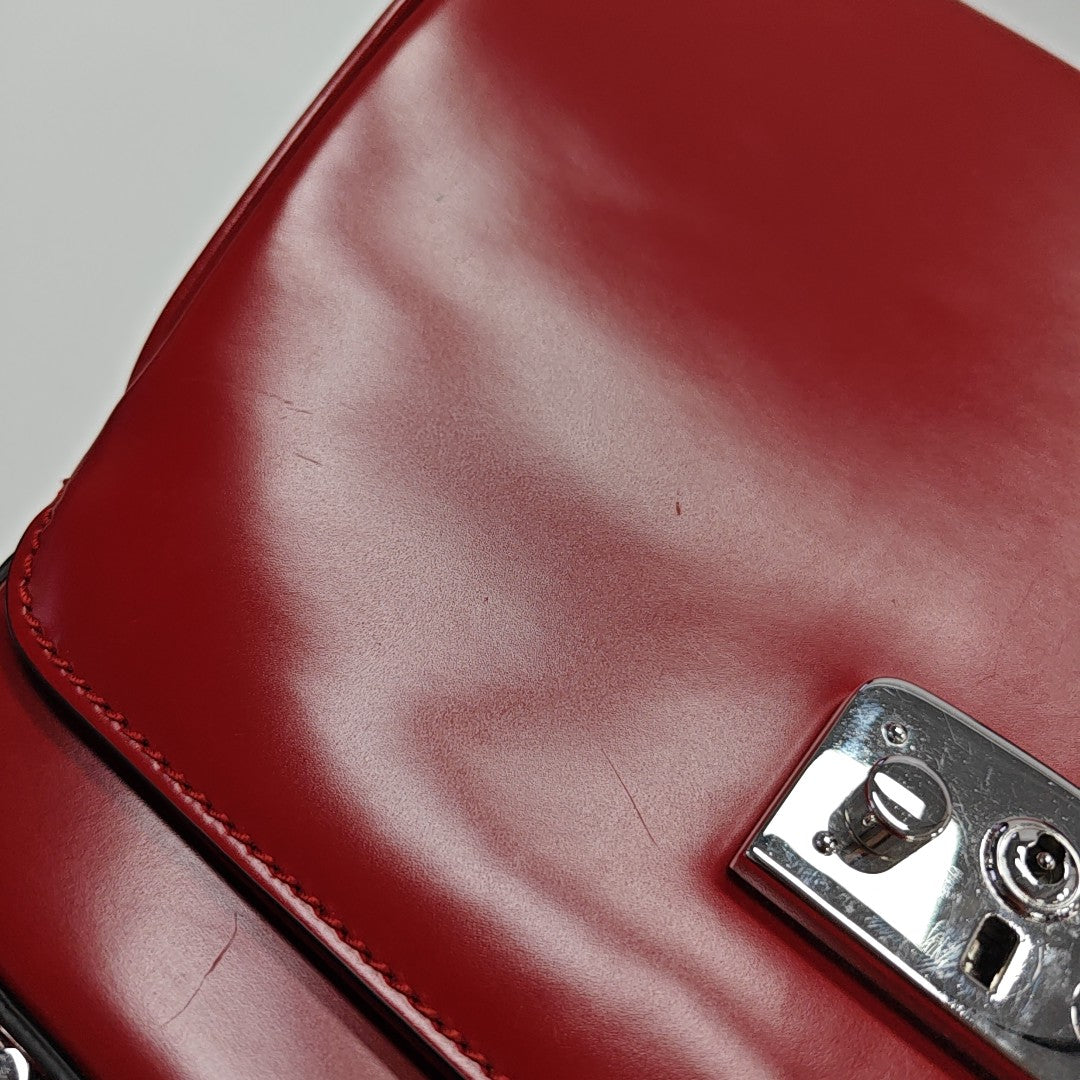 Lady Lock Calfskin Red