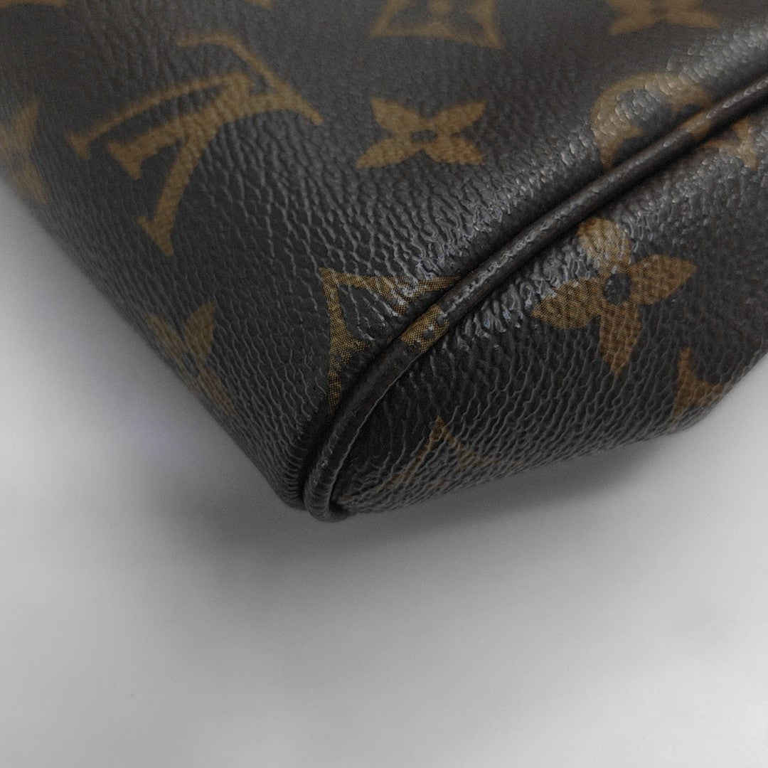 FAVORITE MM Monogram Coated Canvas Brown