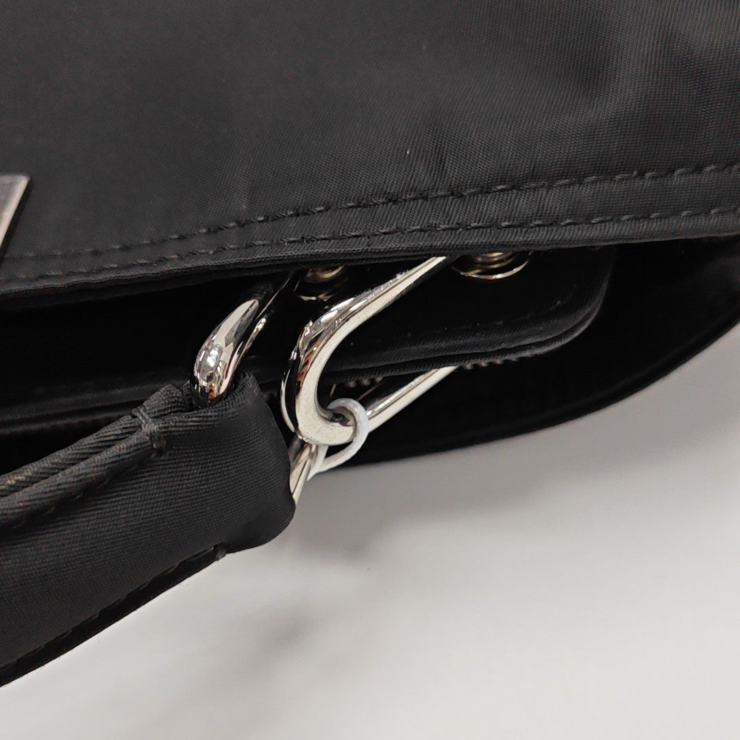 Authenticated pre-owned  Peekaboo Small Nylon Black - Shoulder Bag at Looply