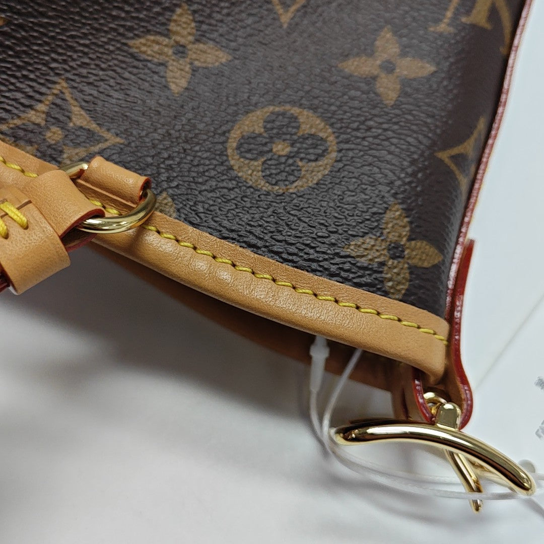 CARRYALL PM Monogram Coated Canvas Brown