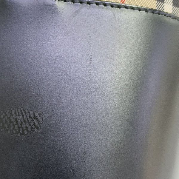 Calfskin Bucket Bag Black