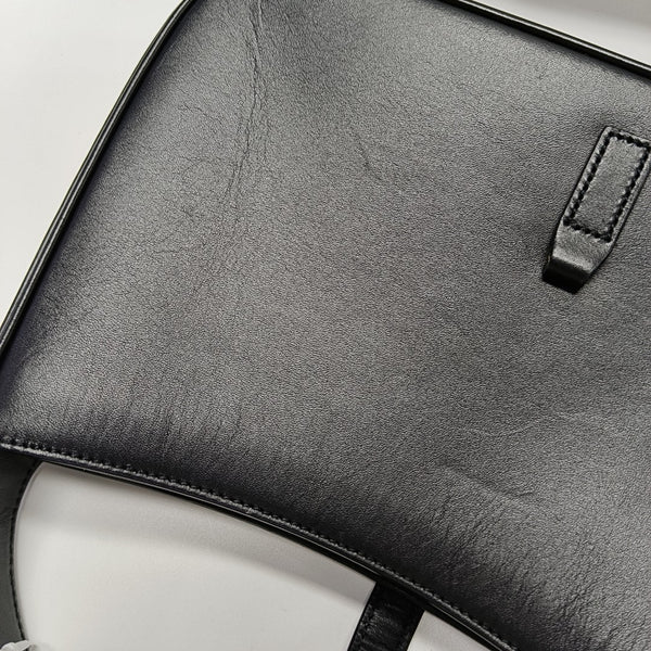 LE 5 À 7 Small Calfskin Black